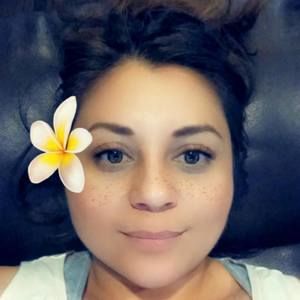 Meet your Posher, Lorena